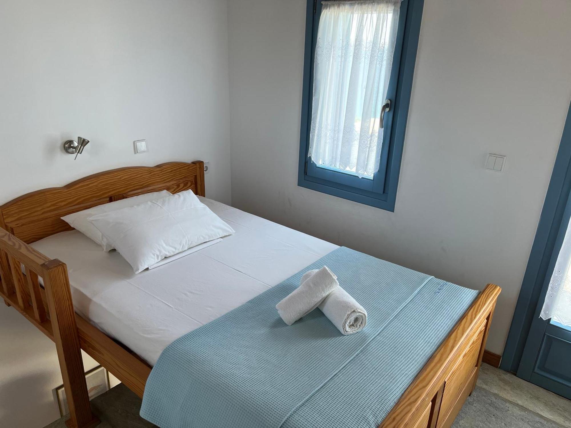 Cavo Lacia Gavrio Room photo