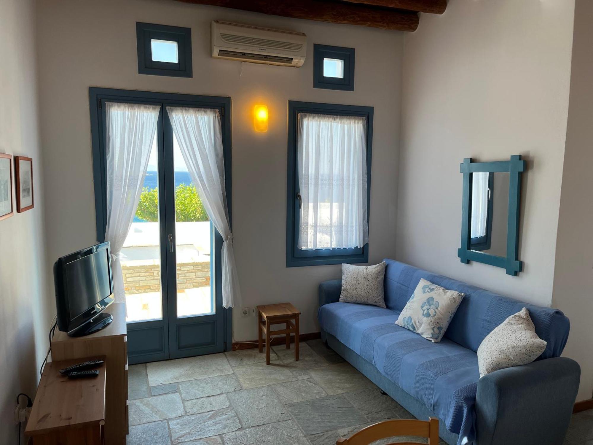 Cavo Lacia Gavrio Room photo